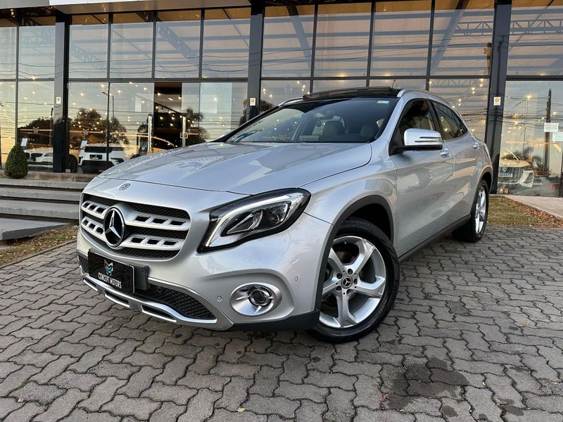 Mercedes-Benz Gla 200 Enduro 1.6 TB 16V Flex Aut. 2018/2019 CONCEPT MOTORS PASSO FUNDO / Carros no Vale Mercedes-Benz Gla 200 Enduro 1.6 TB 16V Flex Aut. 2018/2019 CONCEPT MOTORS PASSO FUNDO / Carros no Vale