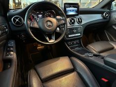 Mercedes-Benz Gla 200 Enduro 1.6 TB 16V Flex Aut. 2018/2019 CONCEPT MOTORS PASSO FUNDO / Carros no Vale