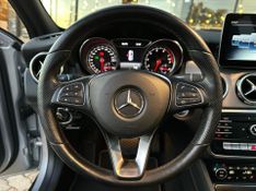 Mercedes-Benz Gla 200 Enduro 1.6 TB 16V Flex Aut. 2018/2019 CONCEPT MOTORS PASSO FUNDO / Carros no Vale