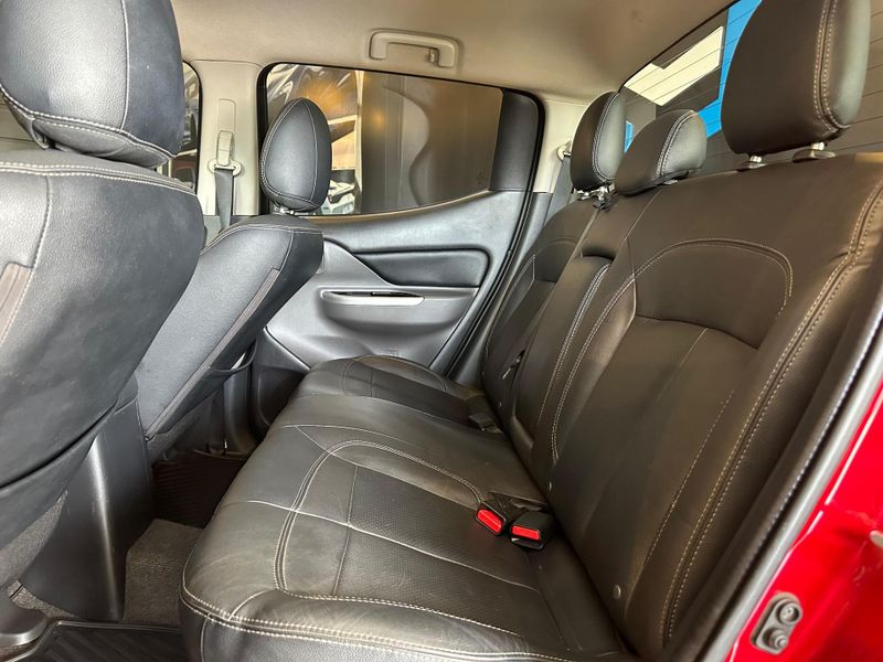 Mitsubishi L200 Triton Sport HPE 2.4 CD Diesel Aut. 2019/2020 CONCEPT MOTORS PASSO FUNDO / Carros no Vale