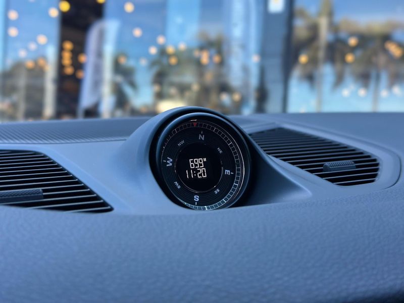 Porsche Cayenne S Coupe 3.0 V6 353cv (HÃbrido) 2024/2024 CONCEPT MOTORS PASSO FUNDO / Carros no Vale Porsche Cayenne S Coupe 3.0 V6 353cv (HÃbrido) 2024/2024 CONCEPT MOTORS PASSO FUNDO / Carros no Vale