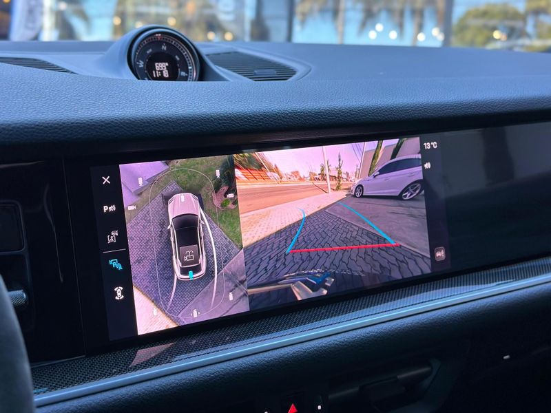 Porsche Cayenne S Coupe 3.0 V6 353cv (HÃbrido) 2024/2024 CONCEPT MOTORS PASSO FUNDO / Carros no Vale Porsche Cayenne S Coupe 3.0 V6 353cv (HÃbrido) 2024/2024 CONCEPT MOTORS PASSO FUNDO / Carros no Vale