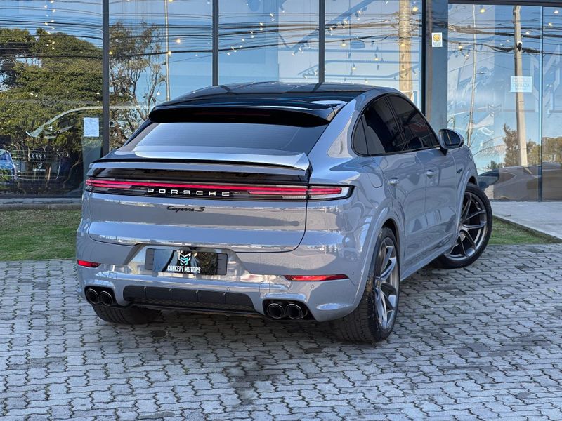 Porsche Cayenne S Coupe 3.0 V6 353cv (HÃbrido) 2024/2024 CONCEPT MOTORS PASSO FUNDO / Carros no Vale Porsche Cayenne S Coupe 3.0 V6 353cv (HÃbrido) 2024/2024 CONCEPT MOTORS PASSO FUNDO / Carros no Vale