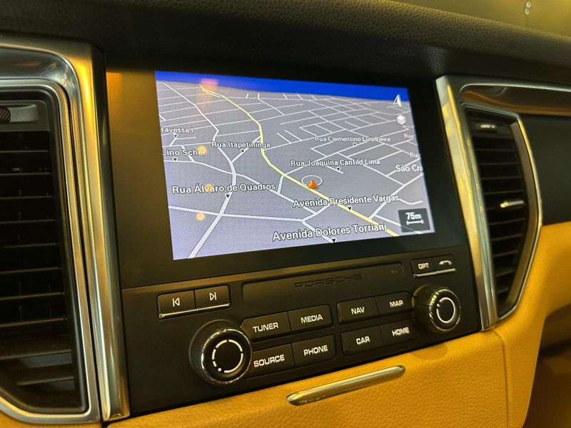 Porsche Macan 2.0 Turbo 2018/2018 CONCEPT MOTORS PASSO FUNDO / Carros no Vale Porsche Macan 2.0 Turbo 2018/2018 CONCEPT MOTORS PASSO FUNDO / Carros no Vale