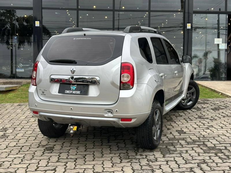 Renault Duster Dynamique 1.6 Flex 16V Mec. 2013/2014 CONCEPT MOTORS PASSO FUNDO / Carros no Vale Renault Duster Dynamique 1.6 Flex 16V Mec. 2013/2014 CONCEPT MOTORS PASSO FUNDO / Carros no Vale