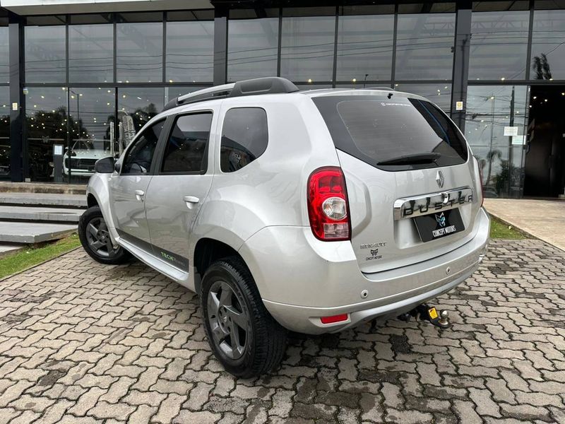 Renault Duster Dynamique 1.6 Flex 16V Mec. 2013/2014 CONCEPT MOTORS PASSO FUNDO / Carros no Vale Renault Duster Dynamique 1.6 Flex 16V Mec. 2013/2014 CONCEPT MOTORS PASSO FUNDO / Carros no Vale