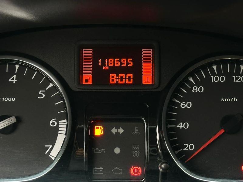 Renault Duster Dynamique 1.6 Flex 16V Mec. 2013/2014 CONCEPT MOTORS PASSO FUNDO / Carros no Vale Renault Duster Dynamique 1.6 Flex 16V Mec. 2013/2014 CONCEPT MOTORS PASSO FUNDO / Carros no Vale