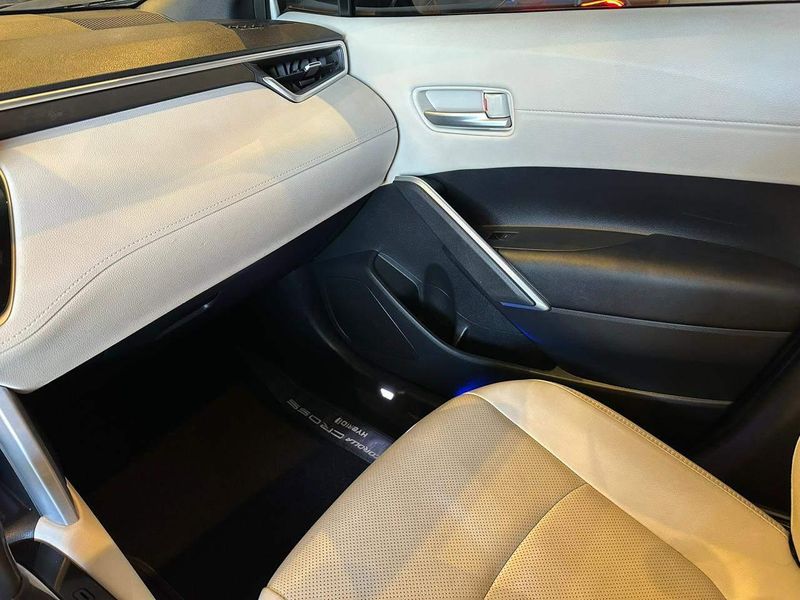 Toyota Corolla Cross XRX 1.8 16V Aut (HÃbrido) 2023/2023 CONCEPT MOTORS PASSO FUNDO / Carros no Vale Toyota Corolla Cross XRX 1.8 16V Aut (HÃbrido) 2023/2023 CONCEPT MOTORS PASSO FUNDO / Carros no Vale