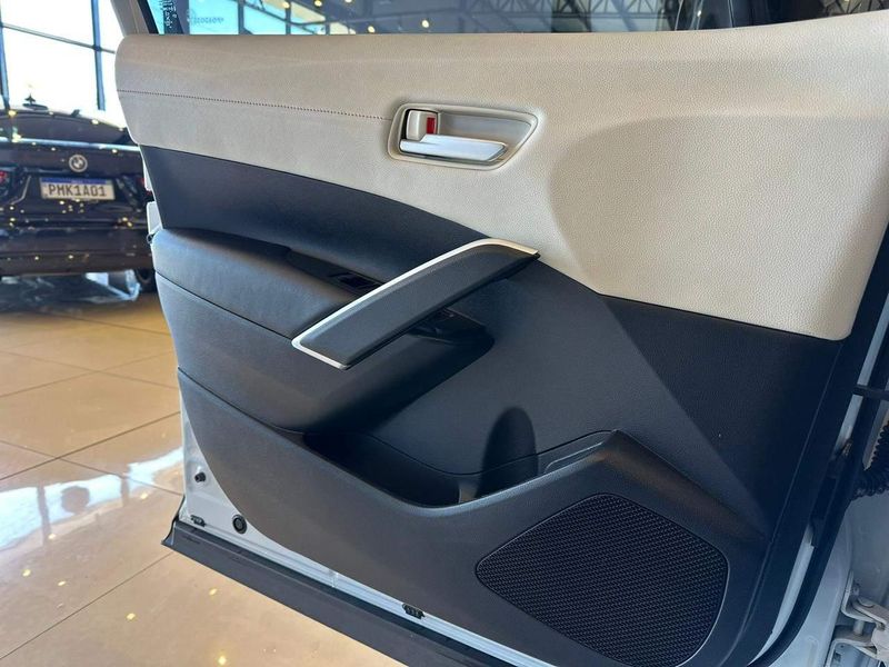 Toyota Corolla Cross XRX 1.8 16V Aut (HÃbrido) 2023/2023 CONCEPT MOTORS PASSO FUNDO / Carros no Vale Toyota Corolla Cross XRX 1.8 16V Aut (HÃbrido) 2023/2023 CONCEPT MOTORS PASSO FUNDO / Carros no Vale