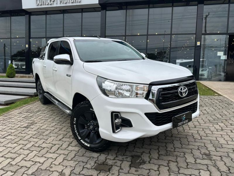 Toyota Hilux CD SR 4×4 2.8 TDI Diesel Aut. 2019/2019 CONCEPT MOTORS PASSO FUNDO / Carros no Vale Toyota Hilux CD SR 4×4 2.8 TDI Diesel Aut. 2019/2019 CONCEPT MOTORS PASSO FUNDO / Carros no Vale
