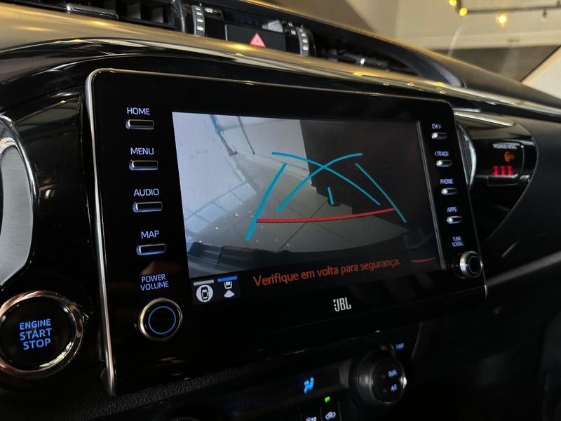 Toyota Hilux CD SRX 4×4 2.8 TDI 16V Diesel Aut. 2022/2022 CONCEPT MOTORS PASSO FUNDO / Carros no Vale