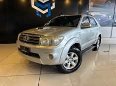 Toyota Hilux SW4 SRV D4-D 4×4 3.0 TDI Dies Aut 2008/2009 CONCEPT MOTORS PASSO FUNDO / Carros no Vale