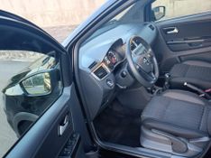 Volkswagen Fox TRACK 1.0 Flex 12V 5p 2017/2018 CONCEPT MOTORS PASSO FUNDO / Carros no Vale
