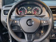 Volkswagen Fox TRACK 1.0 Flex 12V 5p 2017/2018 CONCEPT MOTORS PASSO FUNDO / Carros no Vale