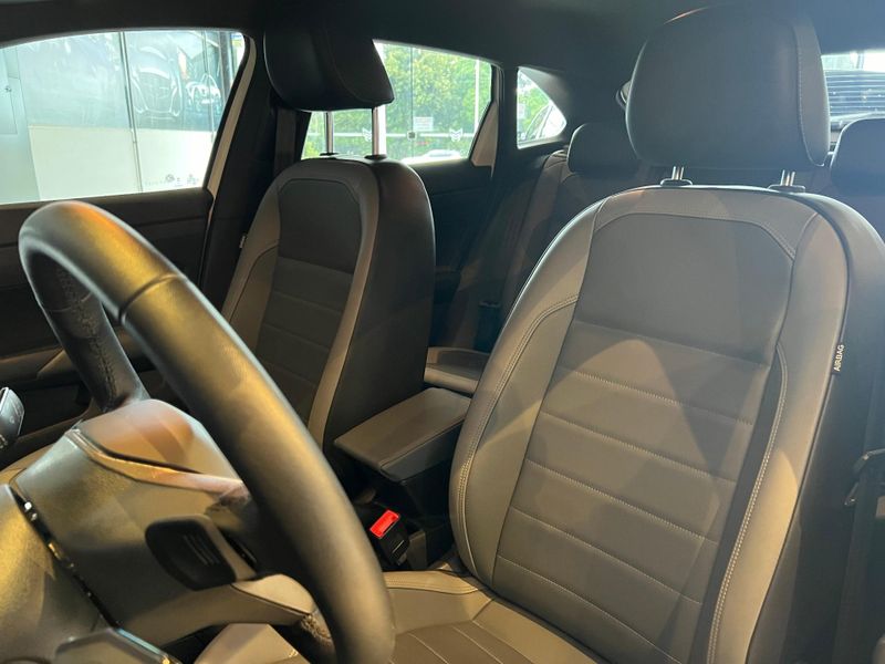 Volkswagen Nivus Highline 1.0 200 TSI Flex Aut. 2022/2023 CONCEPT MOTORS PASSO FUNDO / Carros no Vale