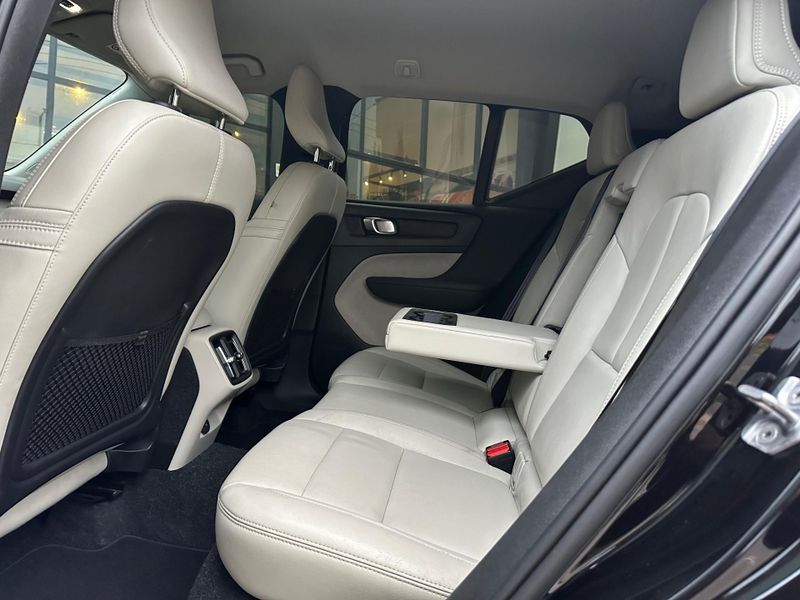 Volvo XC40 T-4 MOMENTUM 2.0 190cv FWD 2020/2020 CONCEPT MOTORS PASSO FUNDO / Carros no Vale Volvo XC40 T-4 MOMENTUM 2.0 190cv FWD 2020/2020 CONCEPT MOTORS PASSO FUNDO / Carros no Vale