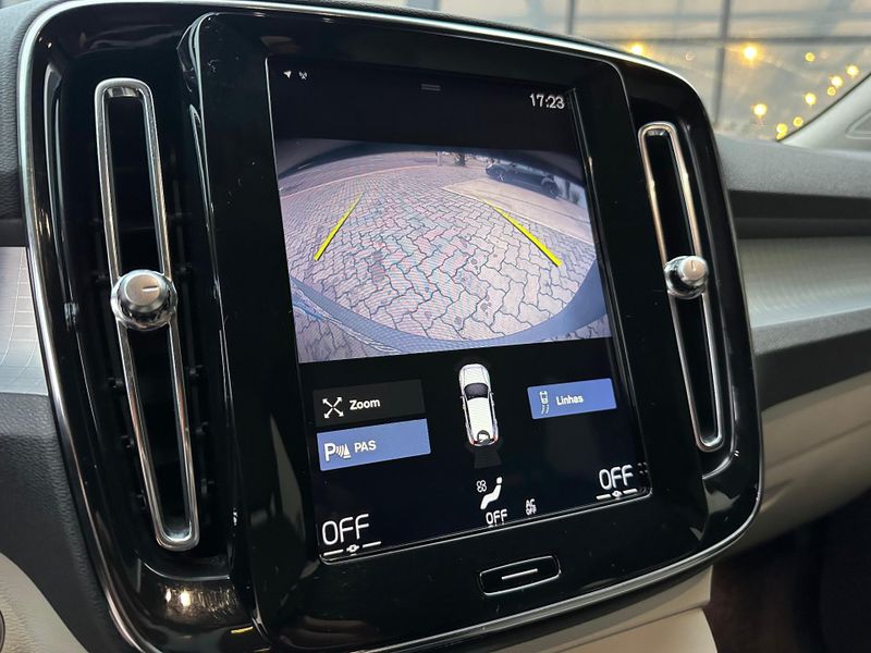 Volvo XC40 T-4 MOMENTUM 2.0 190cv FWD 2020/2020 CONCEPT MOTORS PASSO FUNDO / Carros no Vale Volvo XC40 T-4 MOMENTUM 2.0 190cv FWD 2020/2020 CONCEPT MOTORS PASSO FUNDO / Carros no Vale