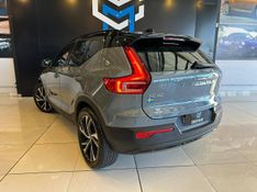 Volvo XC40 T-5 R-DESIGN 1.5 FWD (HÃ­brido) 2021/2021 CONCEPT MOTORS PASSO FUNDO / Carros no Vale
