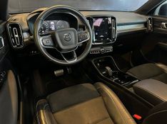 Volvo XC40 T-5 R-DESIGN 1.5 FWD (HÃ­brido) 2021/2021 CONCEPT MOTORS PASSO FUNDO / Carros no Vale