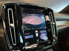 Volvo XC40 T-5 R-DESIGN 1.5 FWD (HÃ­brido) 2021/2021 CONCEPT MOTORS PASSO FUNDO / Carros no Vale