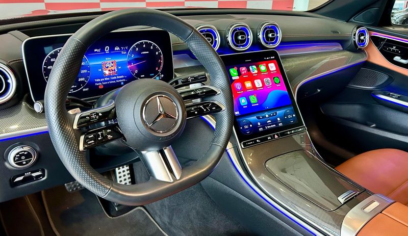 Mercedes-Benz C-300 AMG Line 2.0 TB (Híbrido) 2022/2022 PC VEÍCULOS SANTA CRUZ DO SUL / Carros no Vale