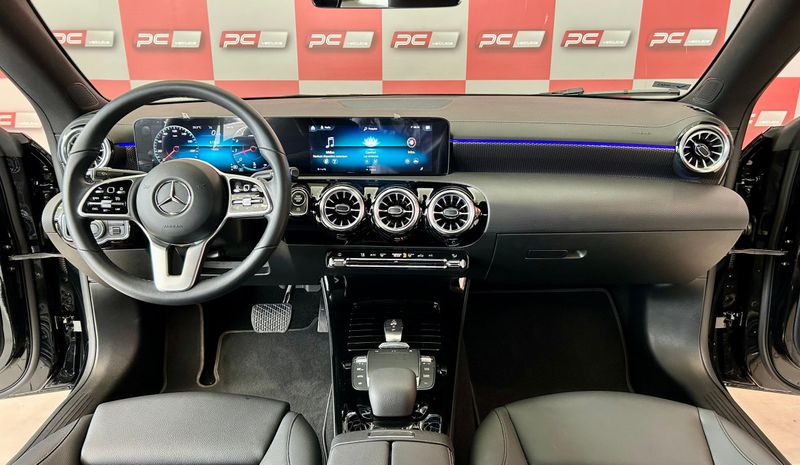 Mercedes-Benz CLA-250 2.0 16V TB 2022/2022 PC VEÍCULOS SANTA CRUZ DO SUL / Carros no Vale Mercedes-Benz CLA-250 2.0 16V TB 2022/2022 PC VEÍCULOS SANTA CRUZ DO SUL / Carros no Vale