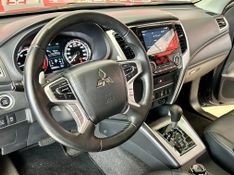 Mitsubishi L200 Triton Sport HPE-S 2.4 CD Dies 2024/2025 PC VEÍCULOS SANTA CRUZ DO SUL / Carros no Vale