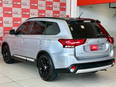 Mitsubishi OUTLANDER 2.0 16V 160cv 2015/2016 PC VEÍCULOS SANTA CRUZ DO SUL / Carros no Vale