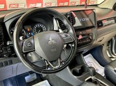 Mitsubishi OUTLANDER 2.0 16V 160cv 2015/2016 PC VEÍCULOS SANTA CRUZ DO SUL / Carros no Vale