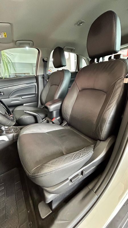 Mitsubishi OUTLANDER HPE 2.0 16V 2022/2022 PC VEÍCULOS SANTA CRUZ DO SUL / Carros no Vale