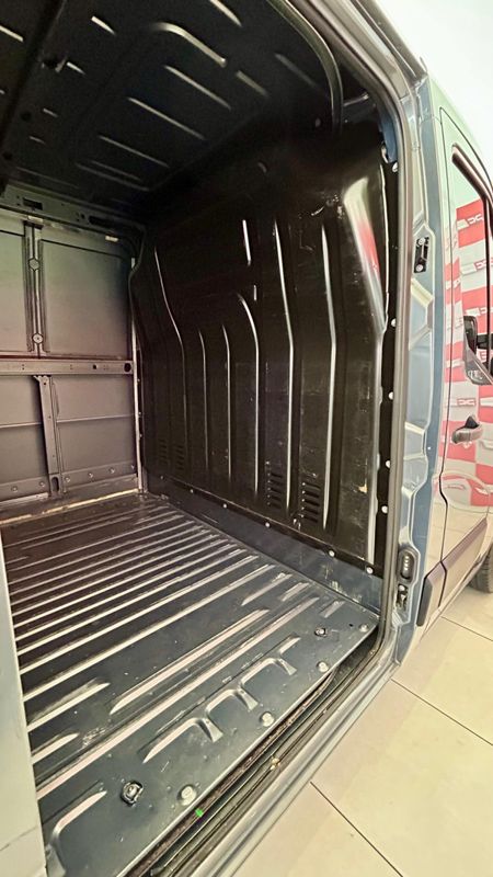 Renault Master 2.3 DCi Furgão 16V 2020/2021 PC VEÍCULOS SANTA CRUZ DO SUL / Carros no Vale
