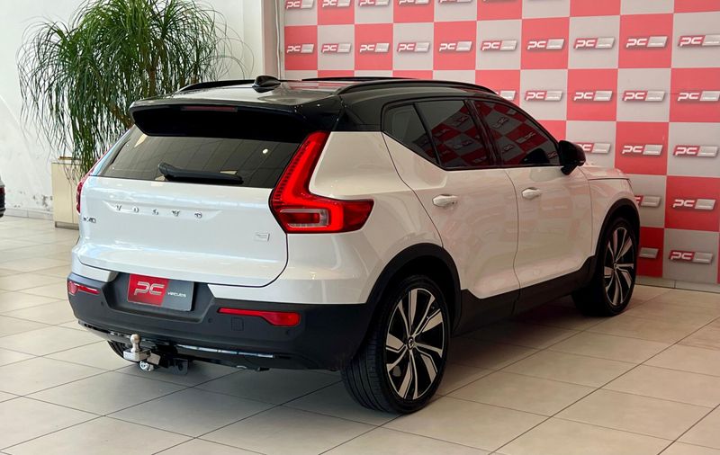 Volvo XC 40 Pure (Elétrico) 2022/2022 PC VEÍCULOS SANTA CRUZ DO SUL / Carros no Vale