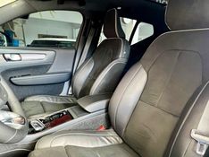 Volvo XC 40 Pure (Elétrico) 2022/2022 PC VEÍCULOS SANTA CRUZ DO SUL / Carros no Vale