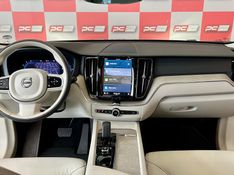 Volvo XC 60 T-8 Plus 2.0 AWD (Híbrido) 2023/2024 PC VEÍCULOS SANTA CRUZ DO SUL / Carros no Vale