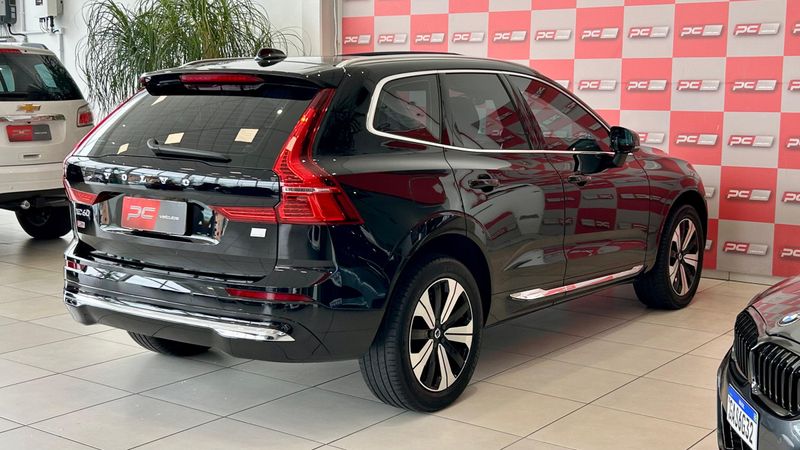 Volvo XC 60 T-8 Plus 2.0 AWD (Híbrido) 2023/2024 PC VEÍCULOS SANTA CRUZ DO SUL / Carros no Vale
