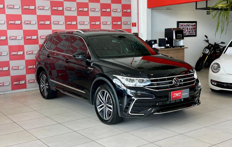 VOLKSWAGEN TIGUAN Allspac R-Line 300 TSI 2.0 2023/2024 PC VEÍCULOS SANTA CRUZ DO SUL / Carros no Vale