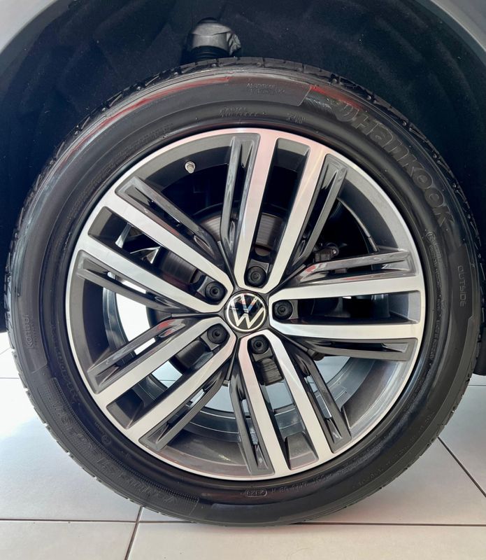 VOLKSWAGEN TIGUAN Allspac R-Line 300 TSI 2.0 2023/2024 PC VEÍCULOS SANTA CRUZ DO SUL / Carros no Vale