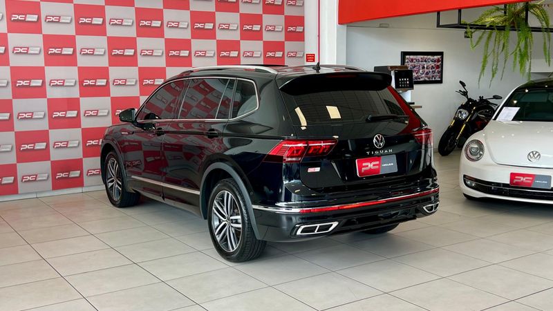 VOLKSWAGEN TIGUAN Allspac R-Line 300 TSI 2.0 2023/2024 PC VEÍCULOS SANTA CRUZ DO SUL / Carros no Vale