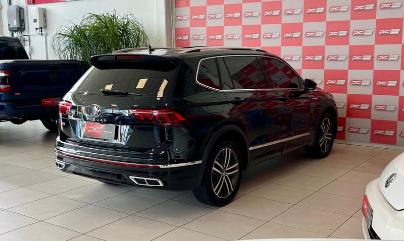 VOLKSWAGEN TIGUAN Allspac R-Line 300 TSI 2.0 2023/2024 PC VEÍCULOS SANTA CRUZ DO SUL / Carros no Vale