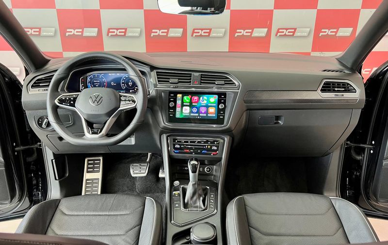 VOLKSWAGEN TIGUAN Allspac R-Line 300 TSI 2.0 2023/2024 PC VEÍCULOS SANTA CRUZ DO SUL / Carros no Vale