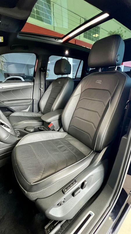 VOLKSWAGEN TIGUAN Allspac R-Line 300 TSI 2.0 2023/2024 PC VEÍCULOS SANTA CRUZ DO SUL / Carros no Vale