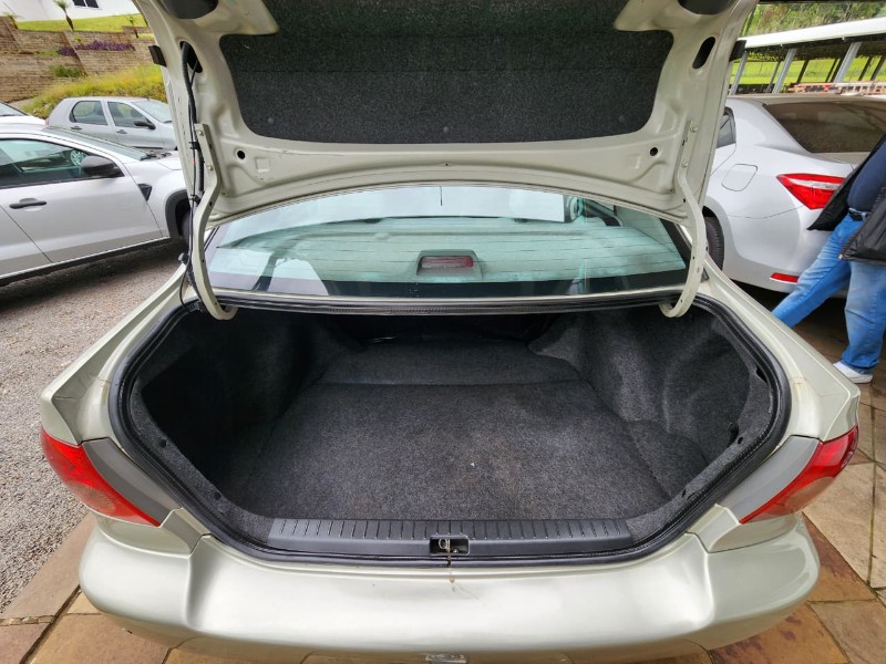 TOYOTA COROLLA XEI 1.8 2006/2006 TS VEÍCULOS ANTA GORDA / Carros no Vale