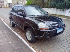 HYUNDAI TUCSON 2.0 GLS 2012/2013 ALTERNATIVA VEÍCULOS LAJEADO / Carros no Vale