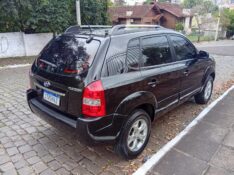 HYUNDAI TUCSON 2.0 GLS 2012/2013 ALTERNATIVA VEÍCULOS LAJEADO / Carros no Vale