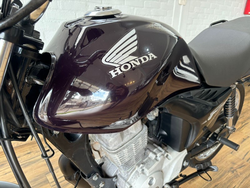 HONDA MOTOS CG 125 FAN KS /2011 RT 811 VEÍCULOS ARROIO DO MEIO / Carros no Vale
