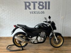 HONDA MOTOS CB 300R /2015 RT 811 VEÍCULOS ARROIO DO MEIO / Carros no Vale