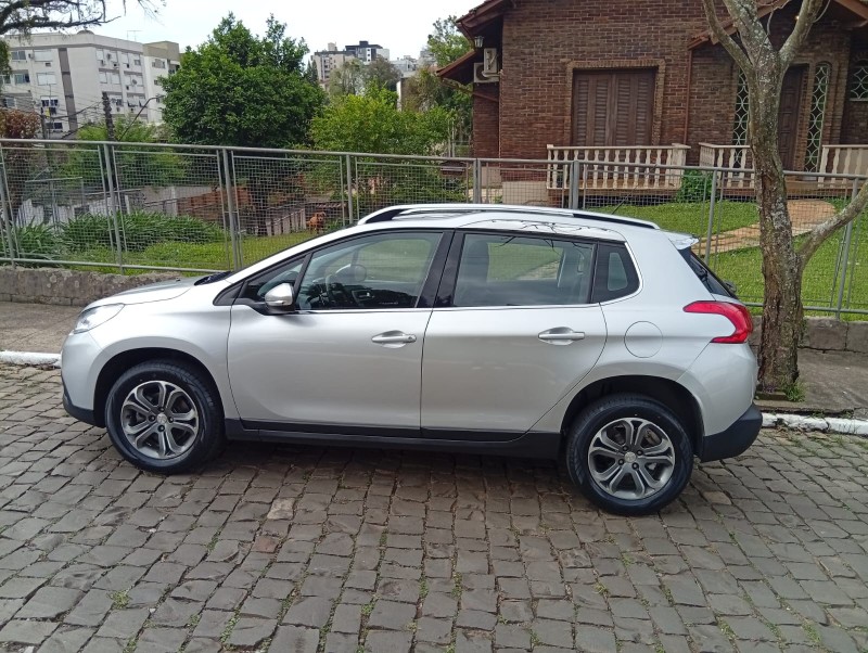 PEUGEOT 2008 GRIFFE 1.6 2016/2017 ALTERNATIVA VEÍCULOS LAJEADO / Carros no Vale