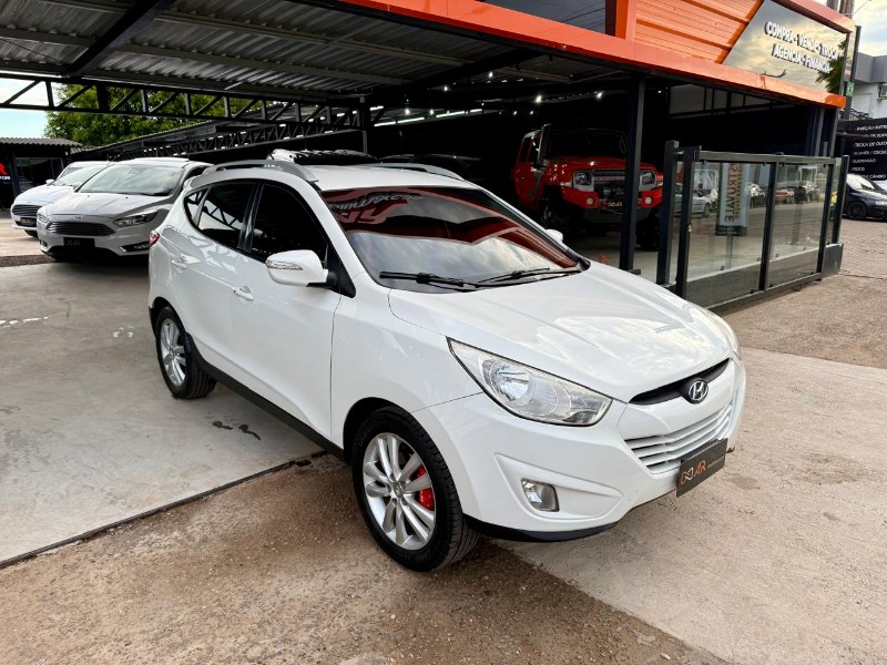 HYUNDAI IX35 GLS 2.0 16V 2WD FLEX AUT. 2015/2015 AR MULTIMARCAS VENÂNCIO AIRES / Carros no Vale