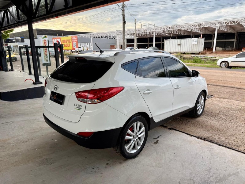HYUNDAI IX35 GLS 2.0 16V 2WD FLEX AUT. 2015/2015 AR MULTIMARCAS VENÂNCIO AIRES / Carros no Vale