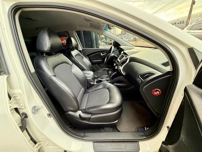 HYUNDAI IX35 GLS 2.0 16V 2WD FLEX AUT. 2015/2015 AR MULTIMARCAS VENÂNCIO AIRES / Carros no Vale